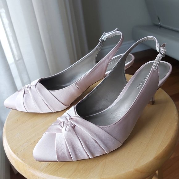 Cream pink Jacques Vert kitten heel - Picture 3 of 10